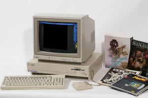 Der Traum eines jeden Jugendlichen aus den 80ern- der Amiga 1000 (Bild: wikipedia / Kaiiv)