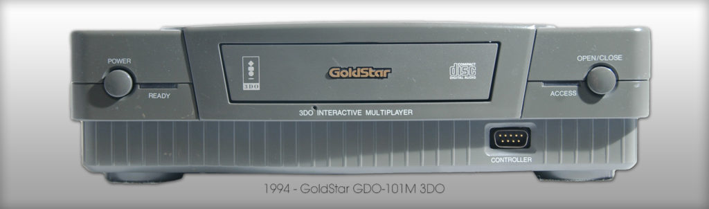 Eine Konsole mit 3DO-System darf in keiner Sammlung fehlen - GoldStar GDO-101M 3DO von 1994. (Bild: © Oliver Thiele / miy.de)